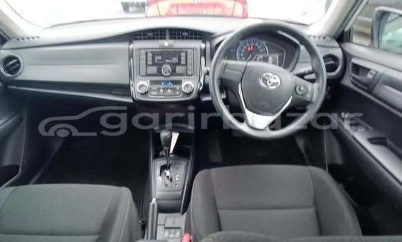 কিনুন ব্যবহৃত Toyota গাড়ী কিনুন ব্যবহৃত Toyota গাড়ী