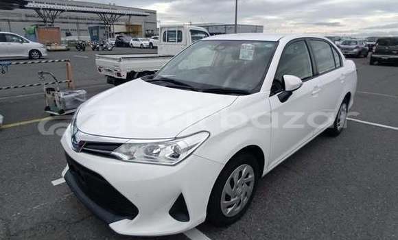 কিনুন ব্যবহৃত Toyota গাড়ী কিনুন ব্যবহৃত Toyota গাড়ী