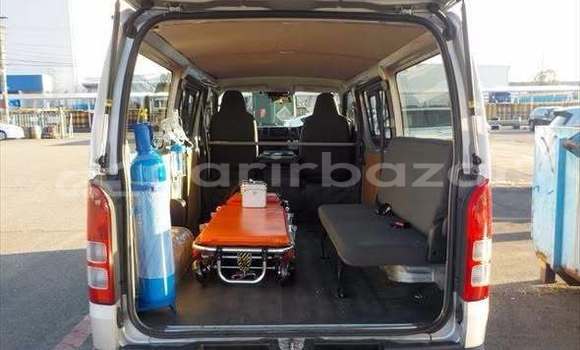 কিনুন ব্যবহৃত Toyota গাড়ী কিনুন ব্যবহৃত Toyota গাড়ী