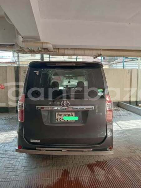 Big with watermark toyota noah dhaka dhaka 91107