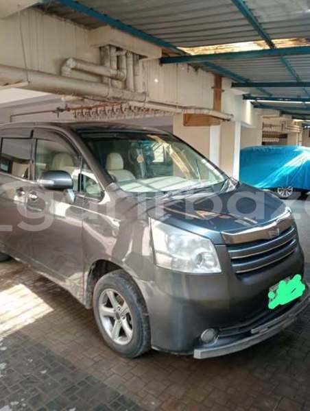 Big with watermark toyota noah dhaka dhaka 91107