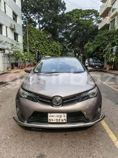 Big with watermark toyota auris dhaka dhaka 91120