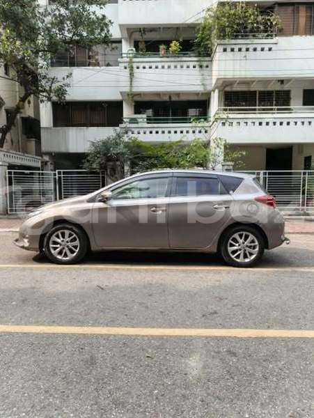 Big with watermark toyota auris dhaka dhaka 91120