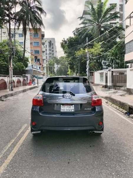Big with watermark toyota auris dhaka dhaka 91121