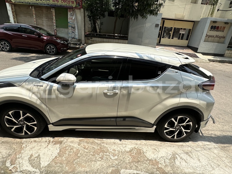 Big with watermark toyota c hr hybrid 2017 dhaka dhaka 91136