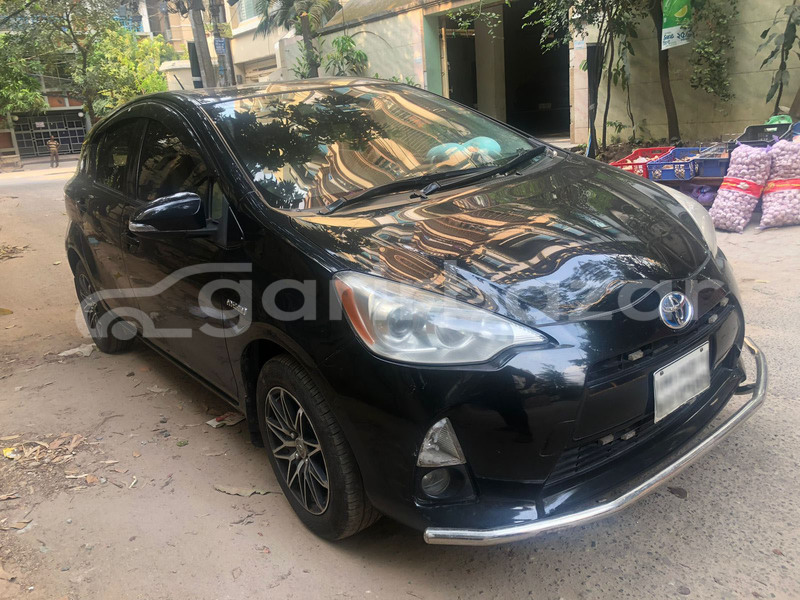 Big with watermark toyota aqua 2013 dhaka dhaka 91141