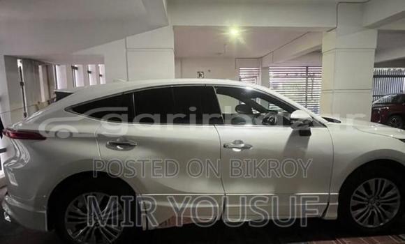 কিনুন আমদানি Toyota গাড়ী
