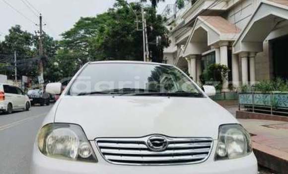 কিনুন ব্যবহৃত Toyota গাড়ী