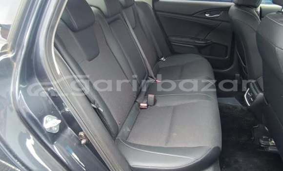 কিনুন ব্যবহৃত Honda গাড়ী কিনুন ব্যবহৃত Honda গাড়ী
