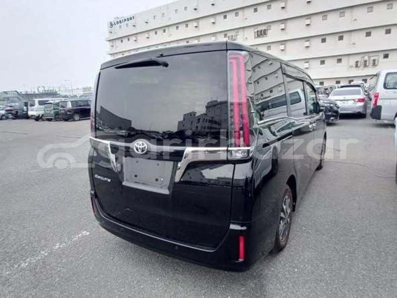 Big with watermark toyota esquire dhaka dhaka 91172