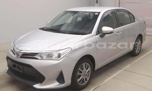 কিনুন ব্যবহৃত Toyota গাড়ী কিনুন ব্যবহৃত Toyota গাড়ী