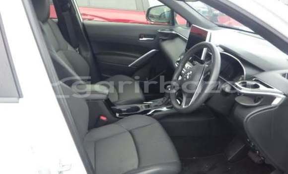 কিনুন ব্যবহৃত Toyota গাড়ী কিনুন ব্যবহৃত Toyota গাড়ী
