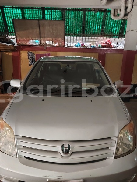Big with watermark toyota ist silver 2004 dhaka dhaka 91209
