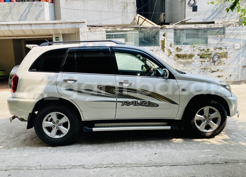 Big with watermark toyota rav4 2000 cc 2005 dhaka dhaka 91217