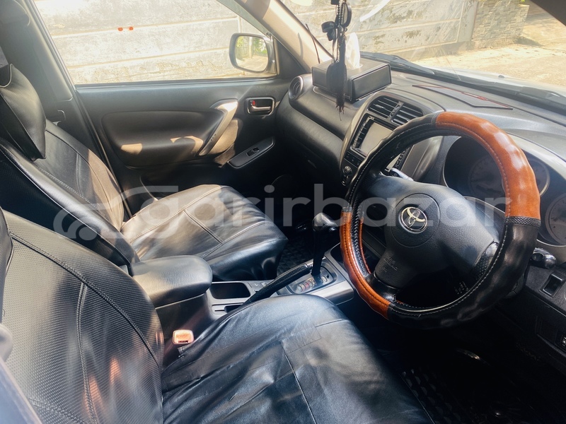 Big with watermark toyota rav4 2000 cc 2005 dhaka dhaka 91217