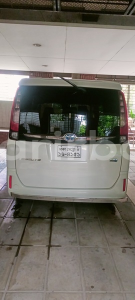 Big with watermark toyota esquire 2016 dhaka dhaka 91219