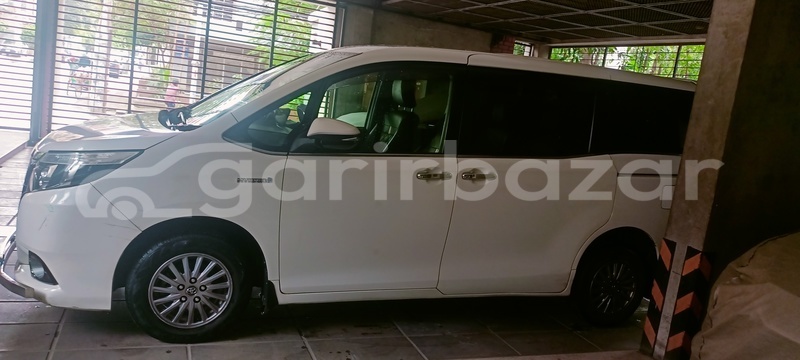 Big with watermark toyota esquire 2016 dhaka dhaka 91222