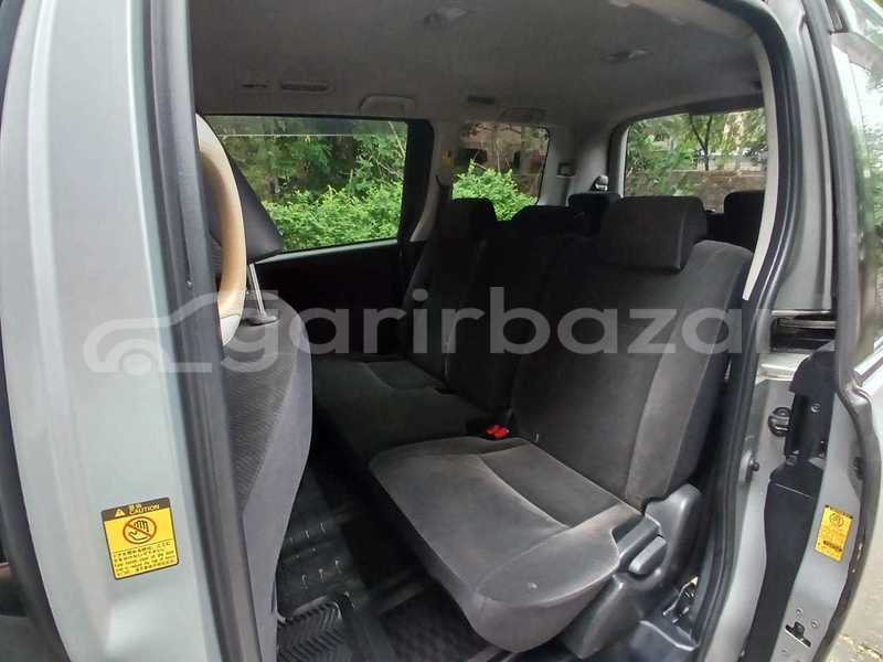 Big with watermark toyota noah silver 2011 dhaka dhaka 91226