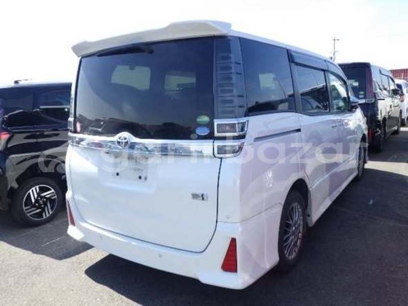 Big with watermark toyota voxy dhaka dhaka 91238