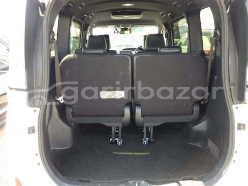 Big with watermark toyota voxy dhaka dhaka 91238