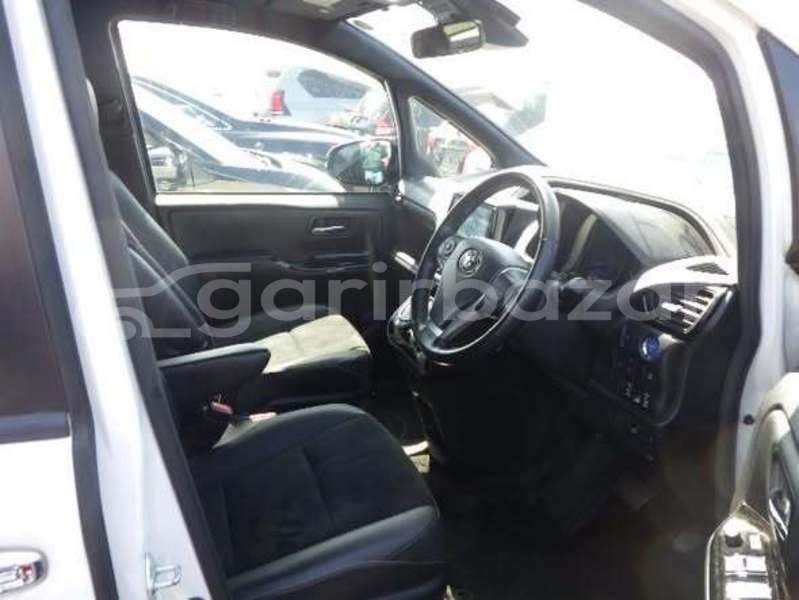 Big with watermark toyota voxy dhaka dhaka 91238