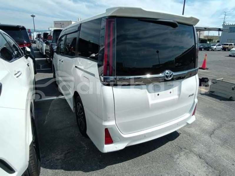 Big with watermark toyota noah dhaka dhaka 91246
