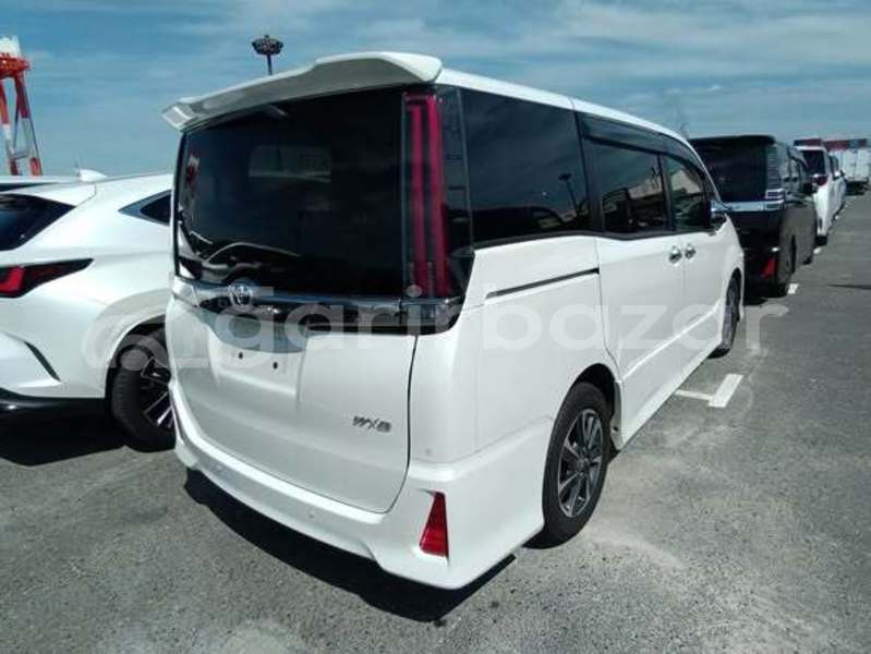 Big with watermark toyota noah dhaka dhaka 91246