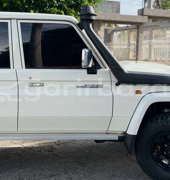 Big with watermark toyota land cruiser dhaka dhaka 91292