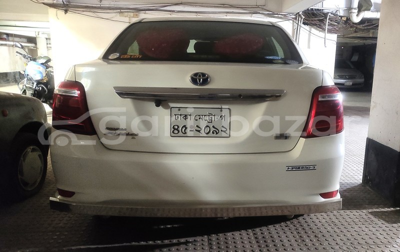 Big with watermark toyota axio hybird 2015 dhaka dhaka 91301