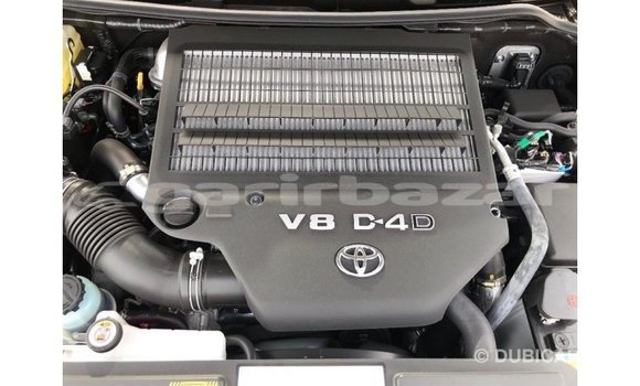 Buy Import 2019 Toyota Land Cruiser in Import - Dubai, Bandarban Buy Import 2019 Toyota Land Cruiser in Import - Dubai, Bandarban