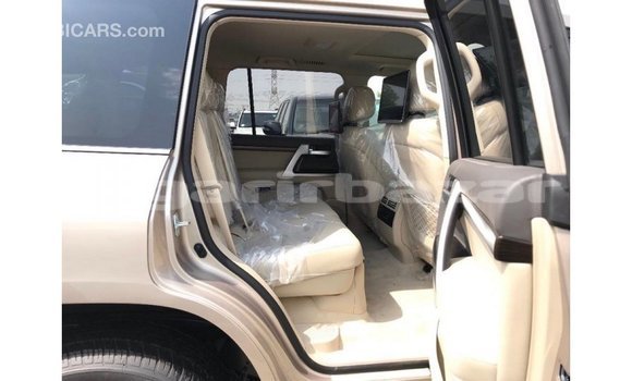 Buy Import 2019 Toyota Land Cruiser in Import - Dubai, Bandarban Buy Import 2019 Toyota Land Cruiser in Import - Dubai, Bandarban
