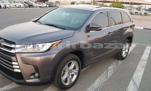Buy Import 2017 Toyota Highlander in Import - Dubai, Bandarban Buy Import 2017 Toyota Highlander in Import - Dubai, Bandarban
