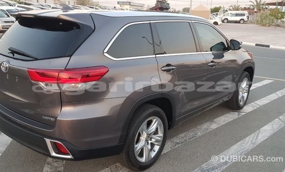 Buy Import 2017 Toyota Highlander in Import - Dubai, Bandarban Buy Import 2017 Toyota Highlander in Import - Dubai, Bandarban