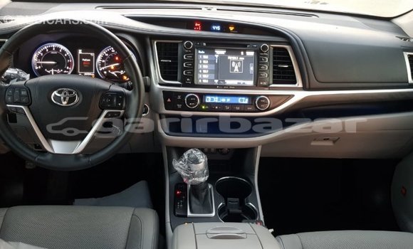Buy Import 2017 Toyota Highlander in Import - Dubai, Bandarban Buy Import 2017 Toyota Highlander in Import - Dubai, Bandarban