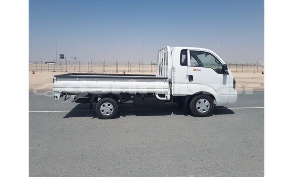 Buy Import 2019 Mercedes-Benz Carens in Import - Dubai, Bandarban Buy Import 2019 Mercedes-Benz Carens in Import - Dubai, Bandarban