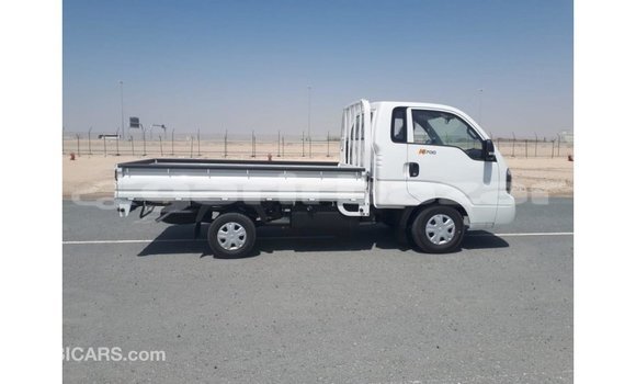 Buy Import 2019 Mercedes-Benz Carens in Import - Dubai, Bandarban Buy Import 2019 Mercedes-Benz Carens in Import - Dubai, Bandarban