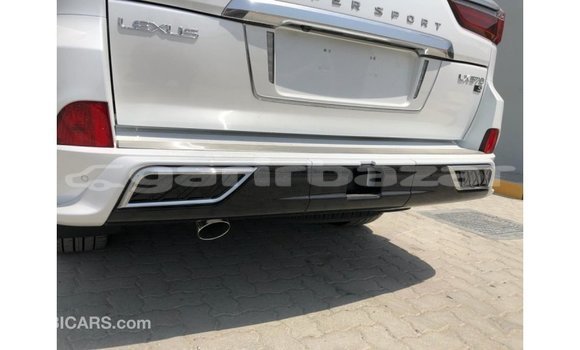 কেনা আমদানি Lexus LX White গাড়ী মধ্যে ইম্পোর্ট - দুবাই মধ্যে Bandarban কেনা আমদানি Lexus LX White গাড়ী মধ্যে ইম্পোর্ট - দুবাই মধ্যে Bandarban