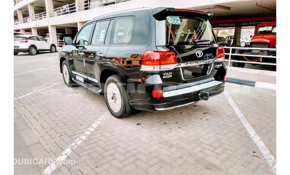 Buy Import 2019 Toyota Land Cruiser in Import - Dubai, Bandarban Buy Import 2019 Toyota Land Cruiser in Import - Dubai, Bandarban
