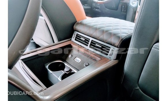 Buy Import 2019 Toyota Land Cruiser in Import - Dubai, Bandarban Buy Import 2019 Toyota Land Cruiser in Import - Dubai, Bandarban