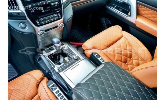 Buy Import 2019 Toyota Land Cruiser in Import - Dubai, Bandarban Buy Import 2019 Toyota Land Cruiser in Import - Dubai, Bandarban