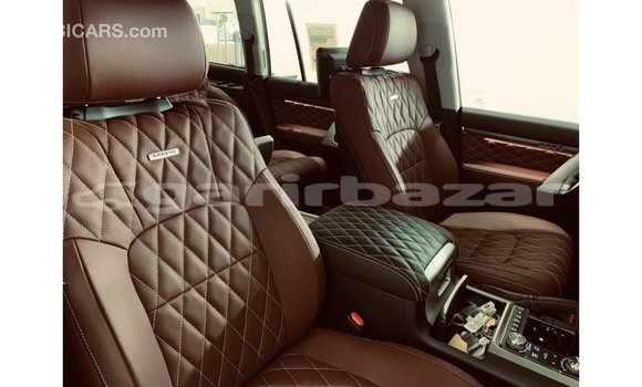 Buy Import 2019 Toyota Land Cruiser in Import - Dubai, Bandarban Buy Import 2019 Toyota Land Cruiser in Import - Dubai, Bandarban