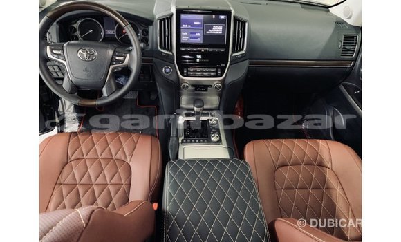 Buy Import 2019 Toyota Land Cruiser in Import - Dubai, Bandarban Buy Import 2019 Toyota Land Cruiser in Import - Dubai, Bandarban