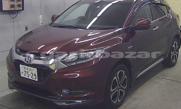 Buy Import 2014 Honda Vezel in Dhaka, Dhaka Buy Import 2014 Honda Vezel in Dhaka, Dhaka